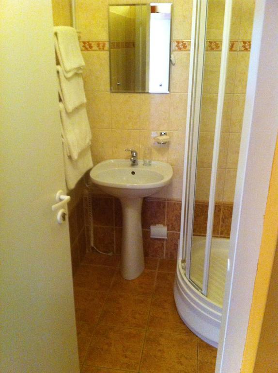 Guest House Guba Molėtai Habitación foto